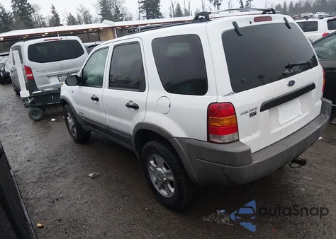 2001 Ford Escape Xlt from USA, damaged, VIN 1FMYU03121KF44755